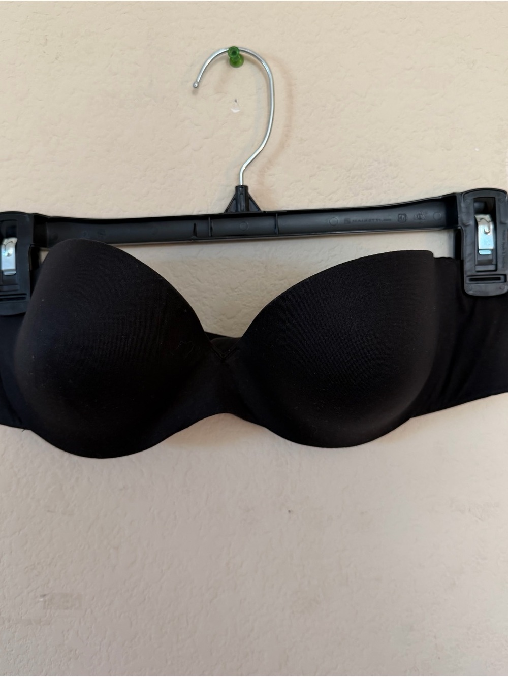 Maidenform Black Strapless T-Shirt Bra